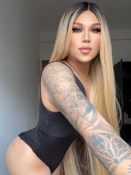 I am Michel Beautiful and young trans girl with a lot of desire to please you, and willing to fulfill all your fantasies.
I am blonde with blue eyes, feminine and tattooed, I have a private apartment