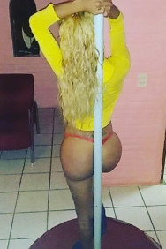 Hla amores soy Fabiana chica trans artinguense vine con muchas ganas de pasarla bien soy pasiva como activa muy golosa y muy fogosa no te olvides en llamarme