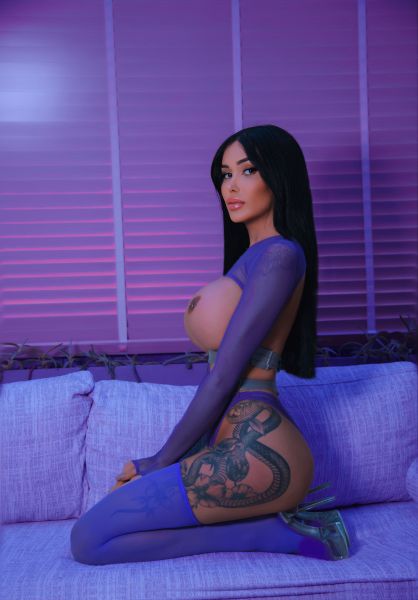 Hello to all gentleman , i’m Doa , Turkish escort , shemale independent transsexual .

live in Istanbul şişli .
İ’m 22 years old,, have long black hair,brown eyes.
İt is important to me that you feel comfortable to me.
i see myself as a good hostess and i think i am great first timers.
İ can be Top and Bottom as you wish.İ have 21 cm thick present for you. All my service will be offered save sex only.
i like sex with limits and i’m open to all fantasies and try to make your dreams come true. i’m very discreet,as i treat everything that happens with us, as our private secret .
