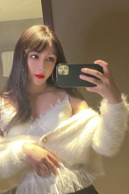 Hi. I am Amy sexy body and beautiful face if you like me you can contact with me to enjoy our good time thank you. Wechat:amybaby9988.let me be your queen