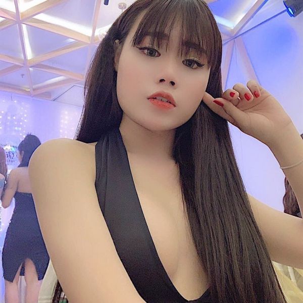 Hi Darlin ✌🏻! iam Gia Nhi ❤️ I'm a transgender girl, love myself 
20year old 
i live D6
Do you feel your body hot?
Zalo: 0567663071
imess/whatsApp/Line: 0937636805
