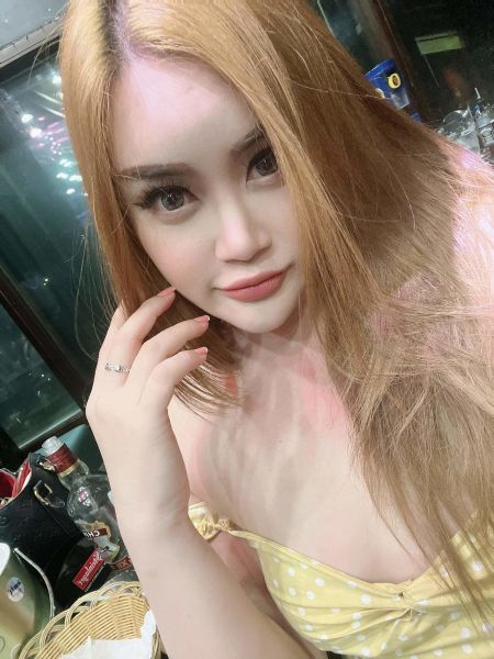HELLO
My name is dream
❤️I'm from thailand
I'm have very White skin
and i have black hair
I have beautiful ass
My picture is real me
I'm friendly let talk
I will take care you very good
See you habibi 😘